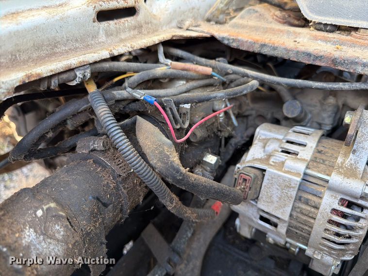 image for item FK3835 1996 Suzuki utility vehicle