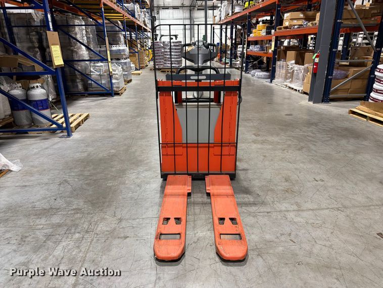 image for item FK3864 Toyota 8HBE30 order picker