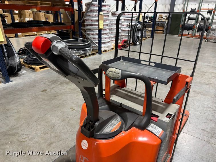 image for item FK3864 Toyota 8HBE30 order picker