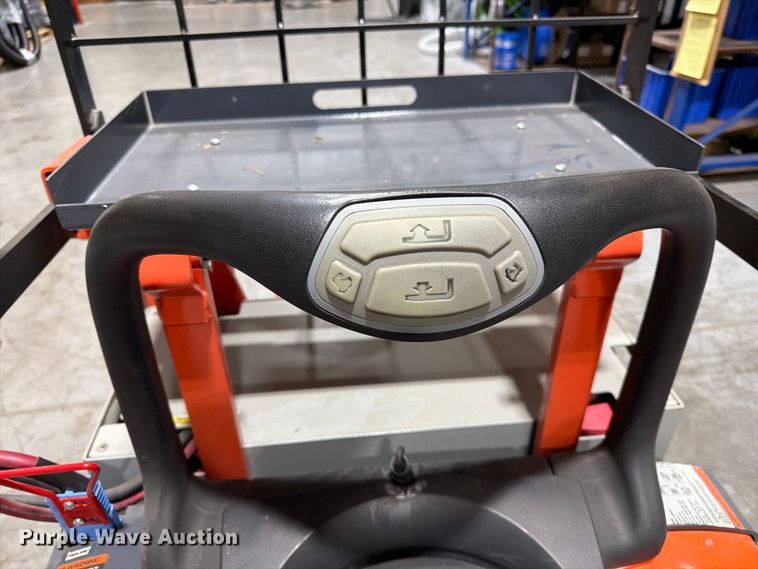 image for item FK3864 Toyota 8HBE30 order picker
