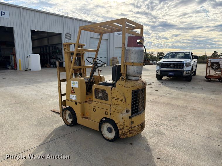 image for item FK3865 Allis-Chalmers FT 25-24 forklift