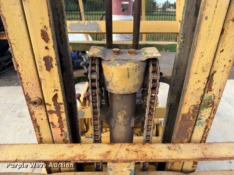 image for item FK3865 Allis-Chalmers FT 25-24 forklift