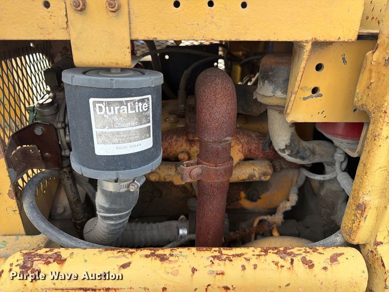 image for item FK3865 Allis-Chalmers FT 25-24 forklift