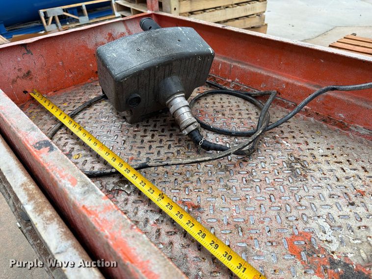 image for item FK3868 1999 JLG 2033E scissor lift