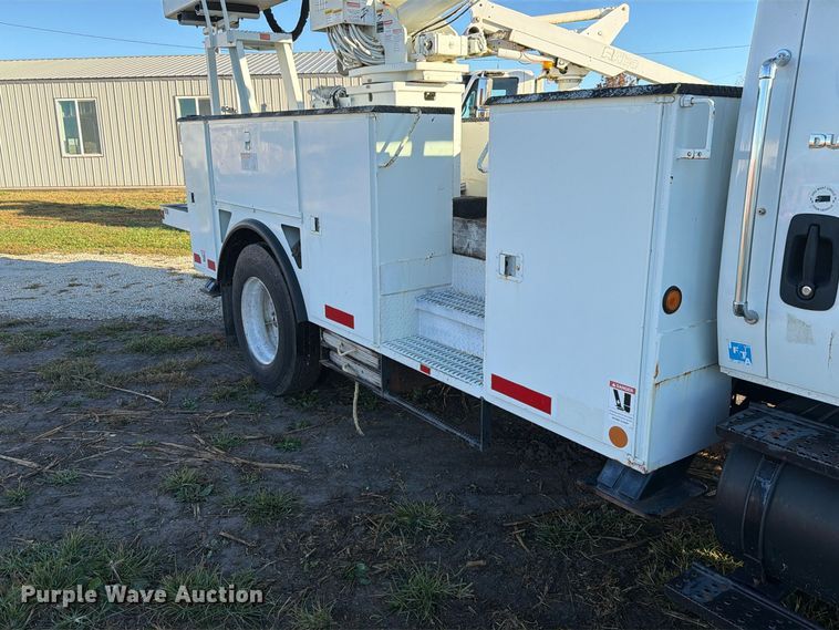 image for item FK4199 2010 International 4300 bucket truck