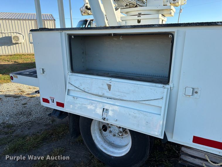 image for item FK4199 2010 International 4300 bucket truck