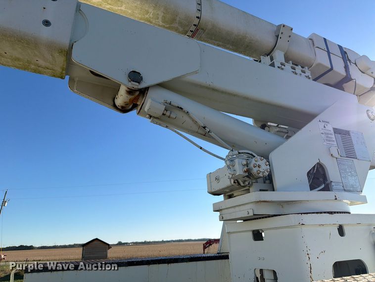 image for item FK4199 2010 International 4300 bucket truck