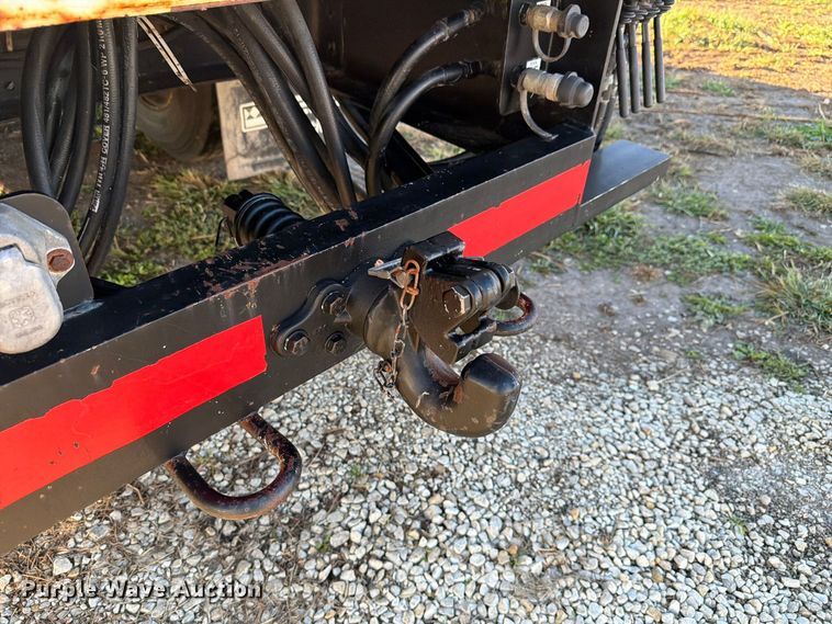 image for item FK4199 2010 International 4300 bucket truck