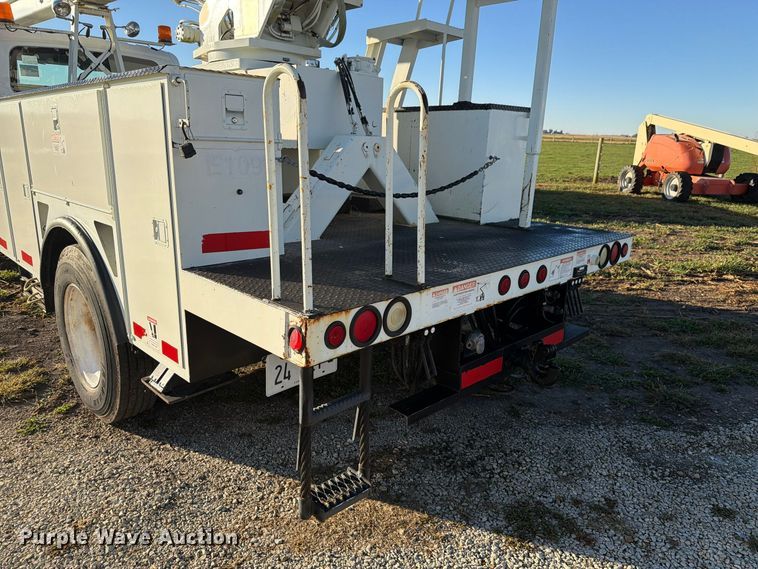image for item FK4199 2010 International 4300 bucket truck