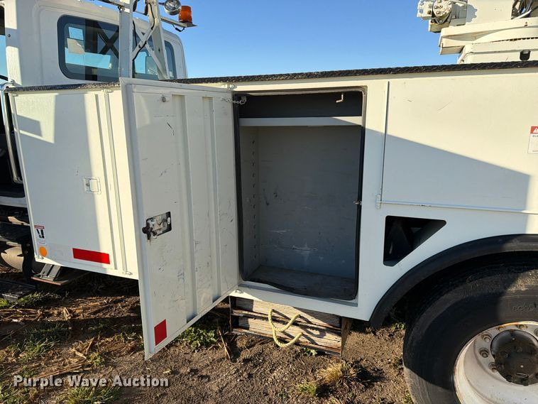 image for item FK4199 2010 International 4300 bucket truck