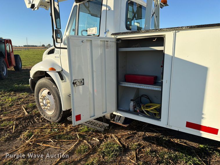 image for item FK4199 2010 International 4300 bucket truck