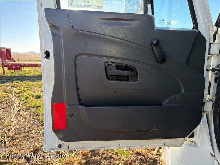 image for item FK4199 2010 International 4300 bucket truck