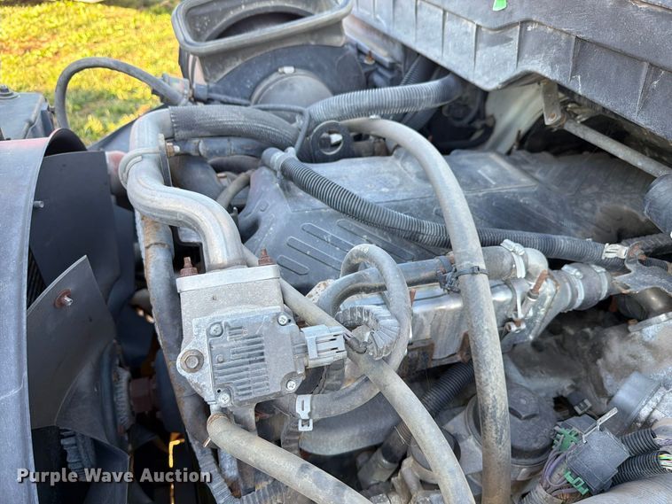 image for item FK4199 2010 International 4300 bucket truck
