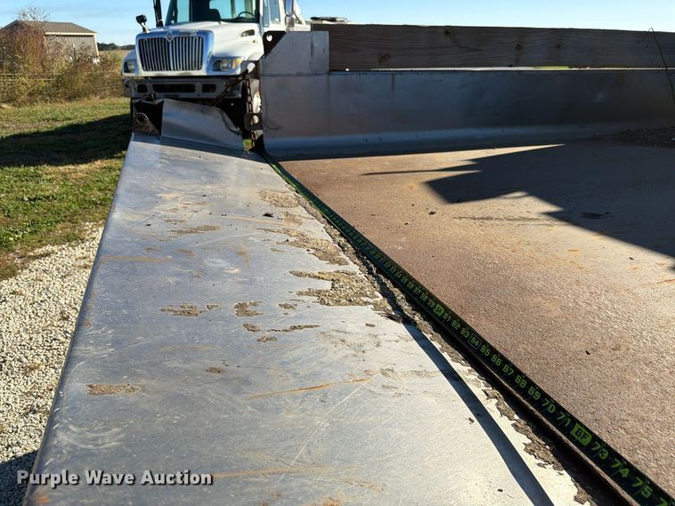 image for item FK4200 2011 Ford F450 dump truck