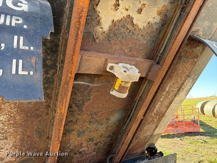 image for item FK4200 2011 Ford F450 dump truck