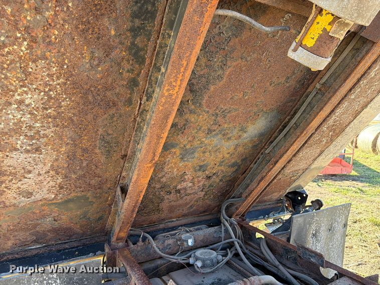 image for item FK4200 2011 Ford F450 dump truck