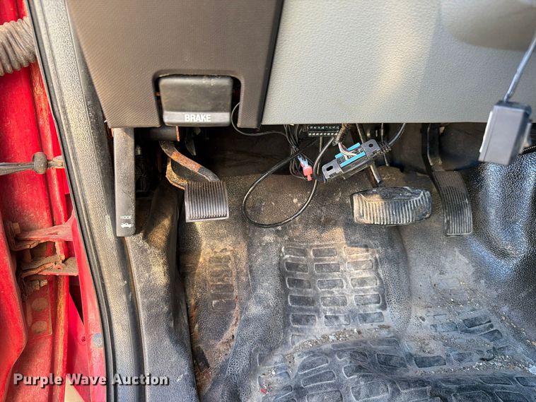 image for item FK4200 2011 Ford F450 dump truck