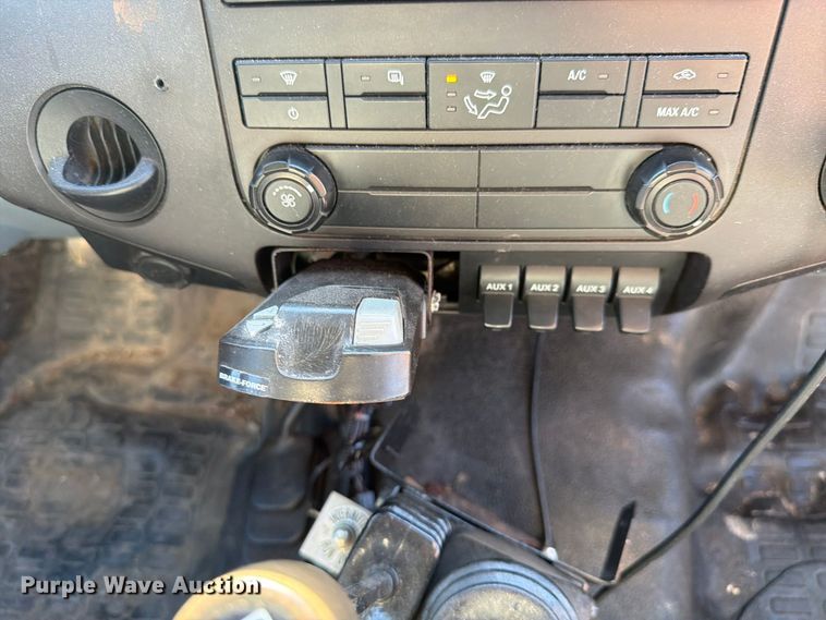 image for item FK4200 2011 Ford F450 dump truck