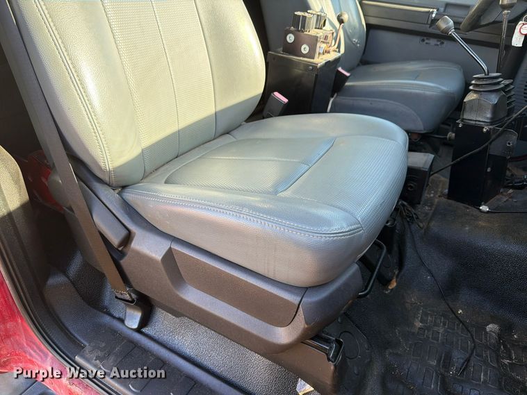 image for item FK4200 2011 Ford F450 dump truck