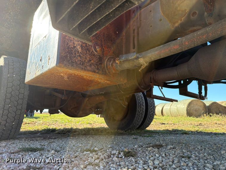 image for item FK4200 2011 Ford F450 dump truck