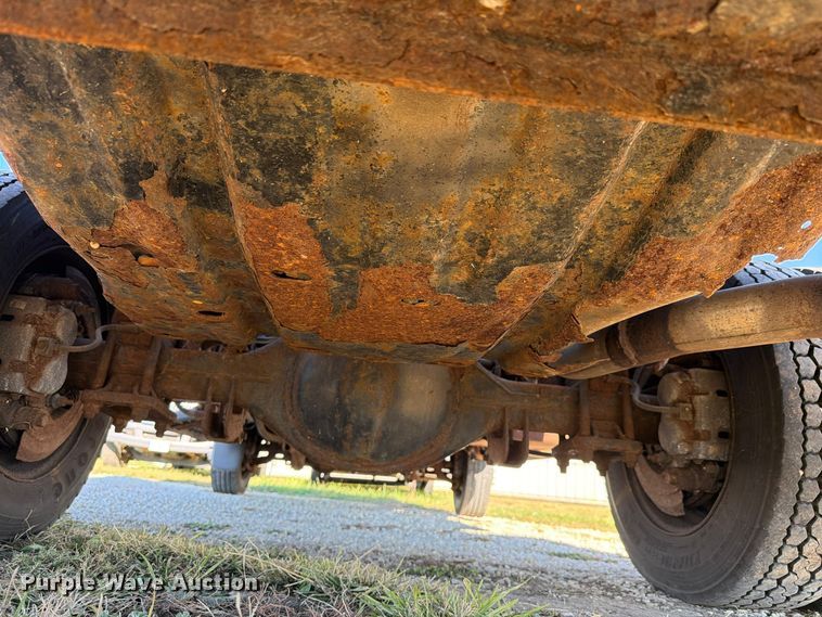 image for item FK4200 2011 Ford F450 dump truck