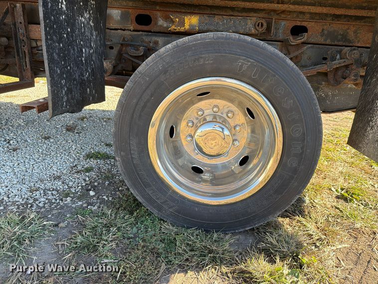 image for item FK4200 2011 Ford F450 dump truck