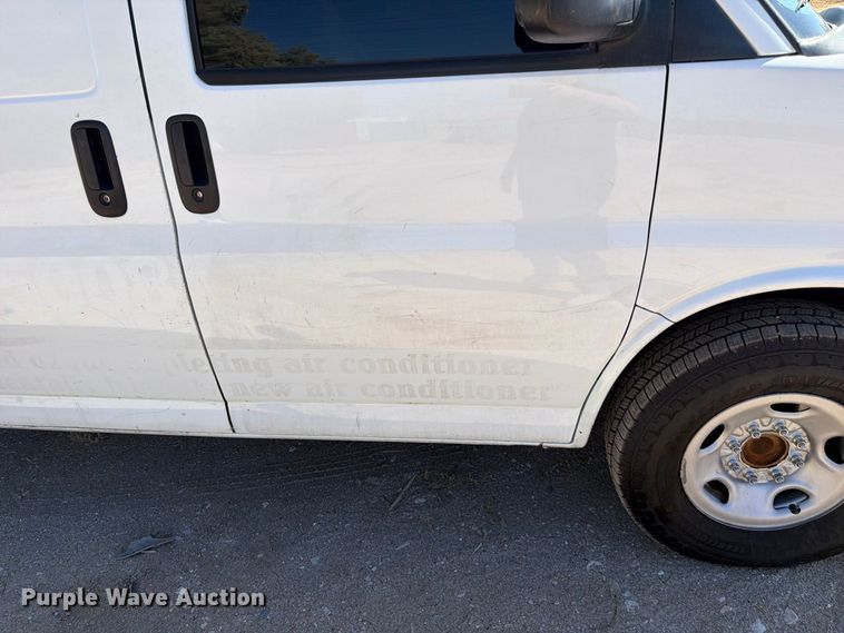 image for item FK4577 2015 Chevrolet Express 2500 van