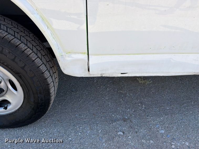 image for item FK4577 2015 Chevrolet Express 2500 van