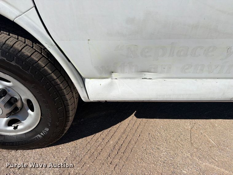 image for item FK4577 2015 Chevrolet Express 2500 van