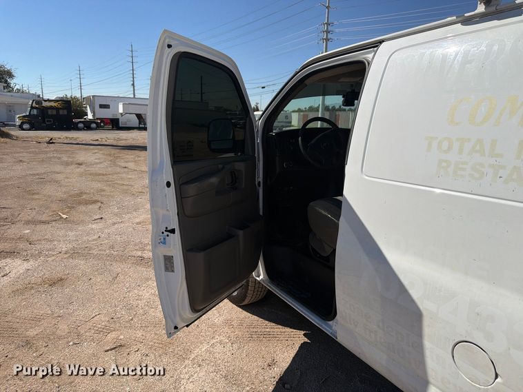 image for item FK4577 2015 Chevrolet Express 2500 van