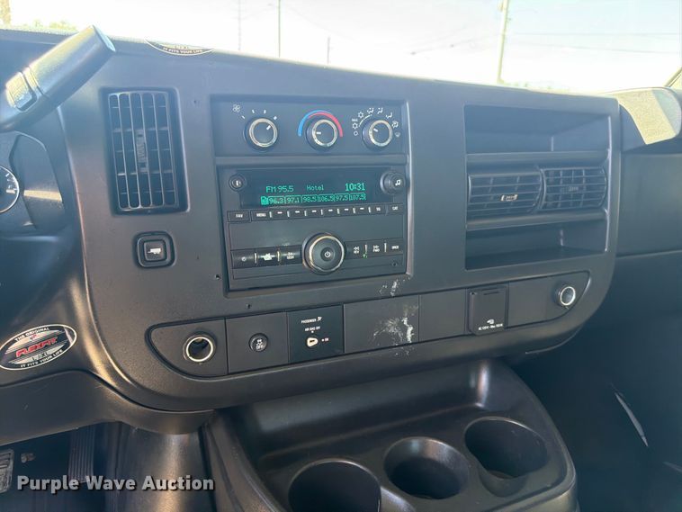 image for item FK4577 2015 Chevrolet Express 2500 van