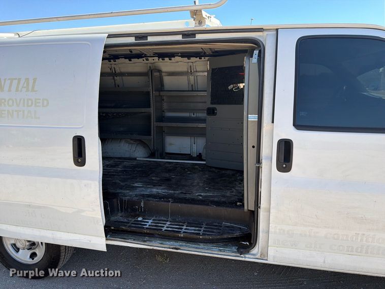 image for item FK4577 2015 Chevrolet Express 2500 van
