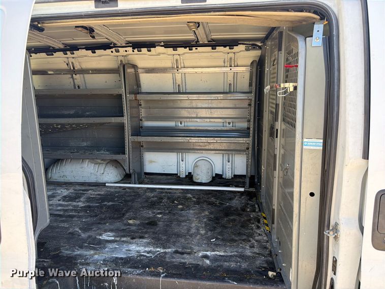 image for item FK4577 2015 Chevrolet Express 2500 van
