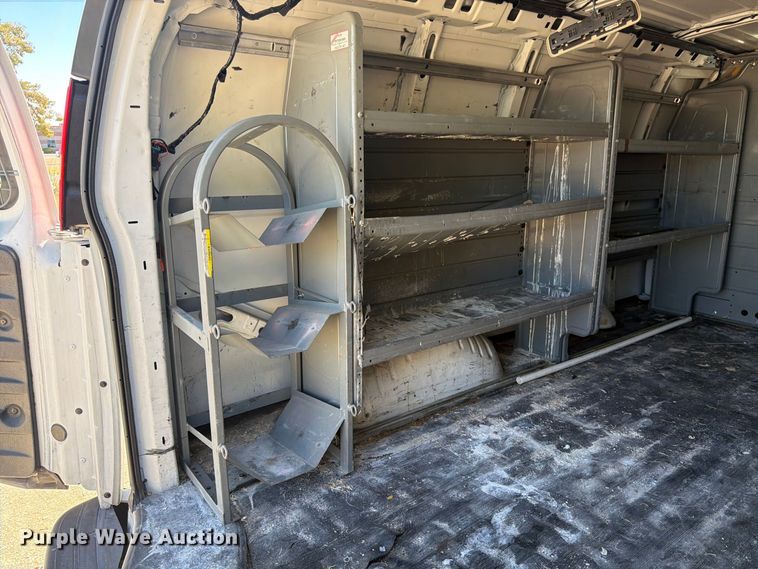 image for item FK4577 2015 Chevrolet Express 2500 van