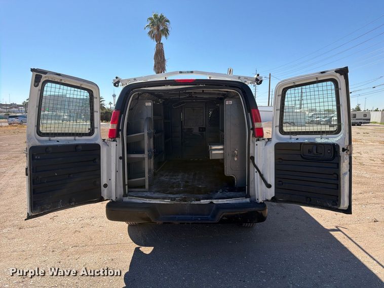 image for item FK4577 2015 Chevrolet Express 2500 van