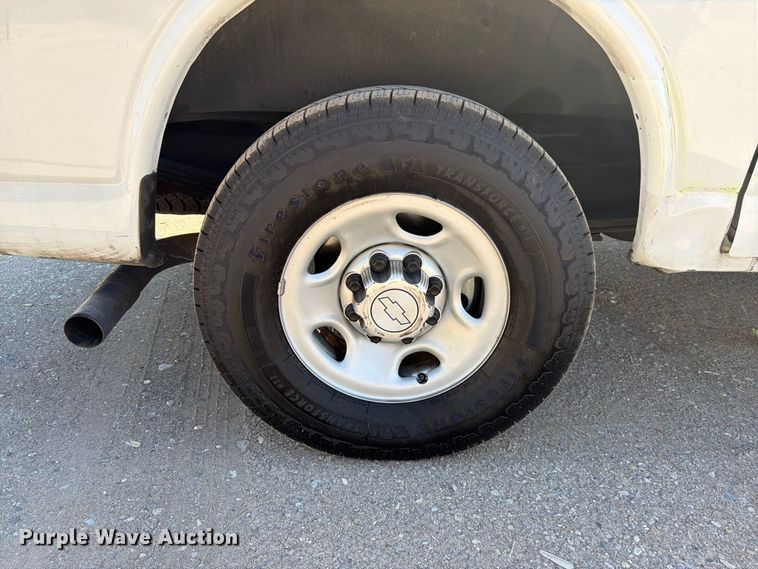 image for item FK4577 2015 Chevrolet Express 2500 van