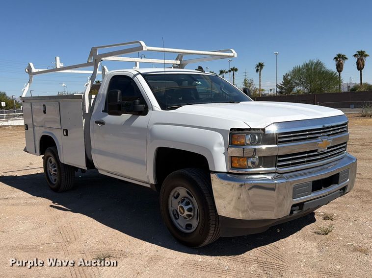 image for item FK4673 2017 Chevrolet Silverado 2500HD utility bed pickup truck