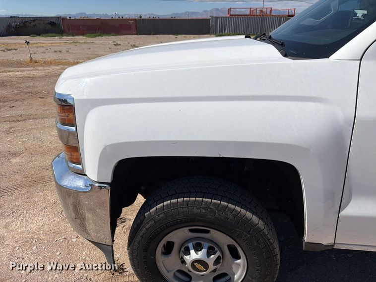 image for item FK4673 2017 Chevrolet Silverado 2500HD utility bed pickup truck