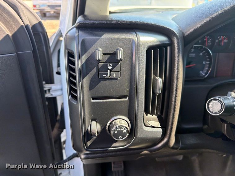 image for item FK4673 2017 Chevrolet Silverado 2500HD utility bed pickup truck