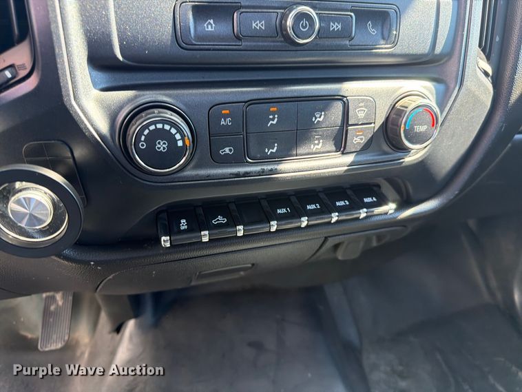 image for item FK4673 2017 Chevrolet Silverado 2500HD utility bed pickup truck