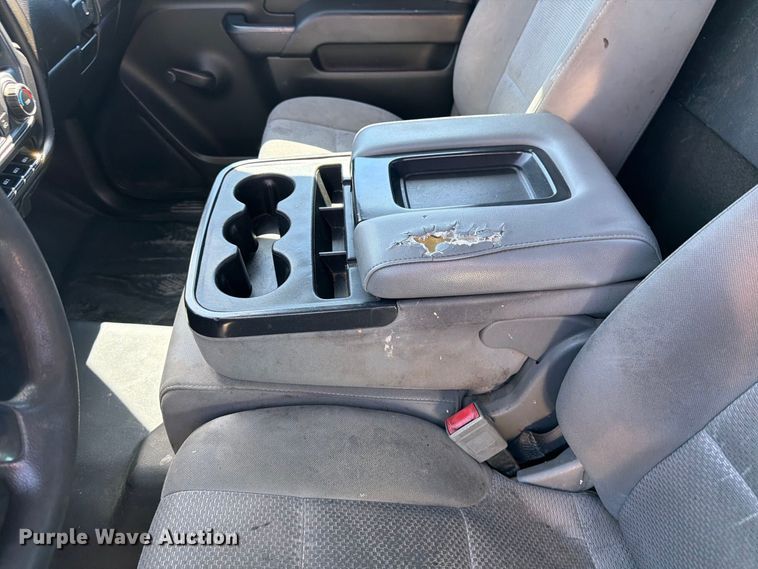 image for item FK4673 2017 Chevrolet Silverado 2500HD utility bed pickup truck