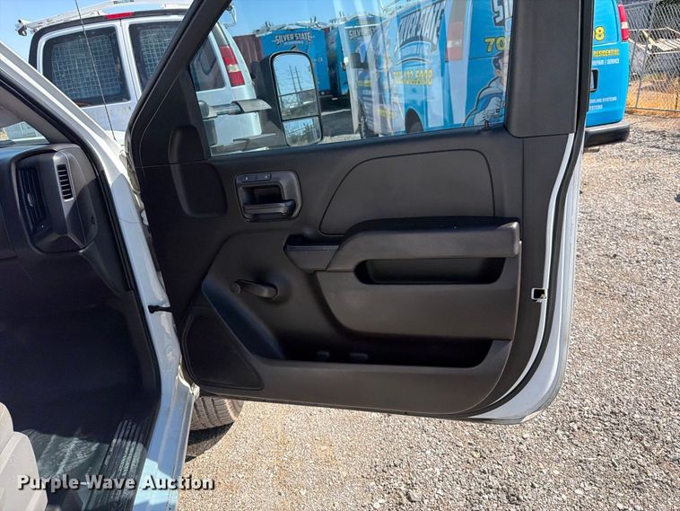 image for item FK4673 2017 Chevrolet Silverado 2500HD utility bed pickup truck
