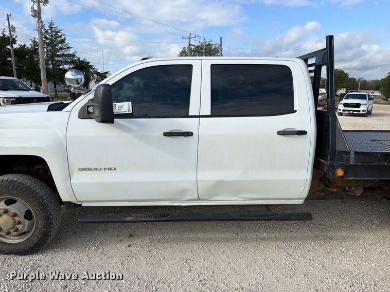 image for item FK5310 2017 Chevrolet Silverado 3500HD Crew Cab flatbed pickup truck