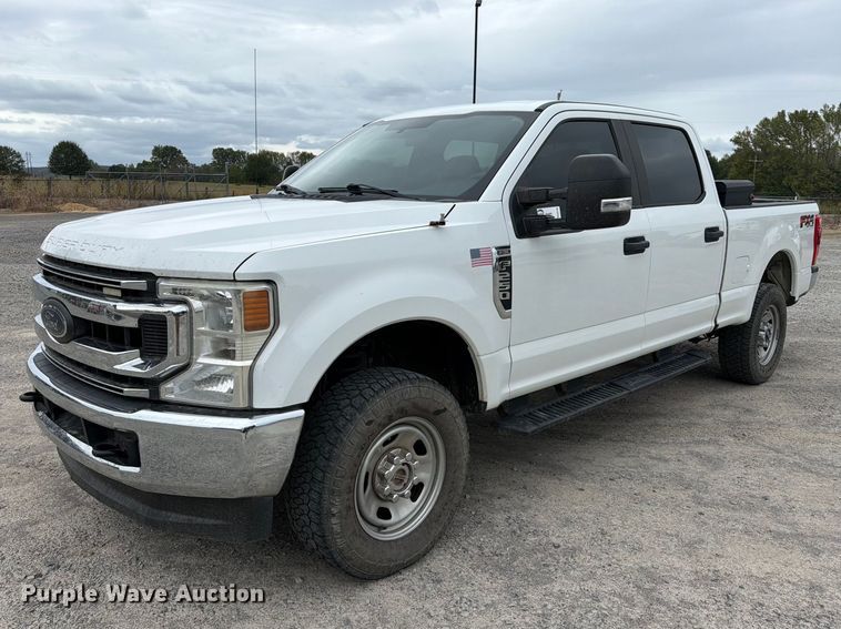 image for item FK5316 2020 Ford F250 Super Duty STX Crew Cab pickup truck