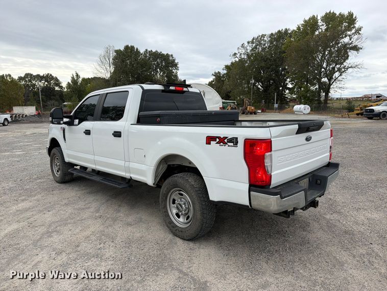 image for item FK5316 2020 Ford F250 Super Duty STX Crew Cab pickup truck