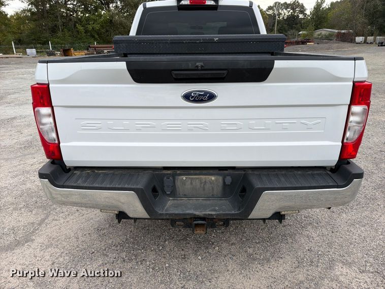 image for item FK5316 2020 Ford F250 Super Duty STX Crew Cab pickup truck