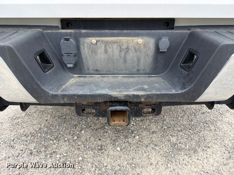 image for item FK5316 2020 Ford F250 Super Duty STX Crew Cab pickup truck