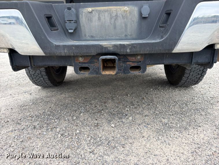 image for item FK5316 2020 Ford F250 Super Duty STX Crew Cab pickup truck