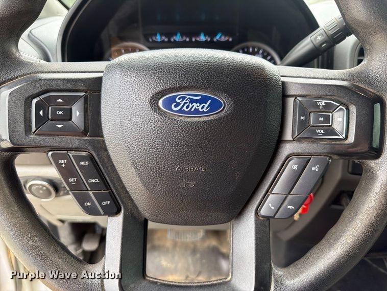 image for item FK5316 2020 Ford F250 Super Duty STX Crew Cab pickup truck