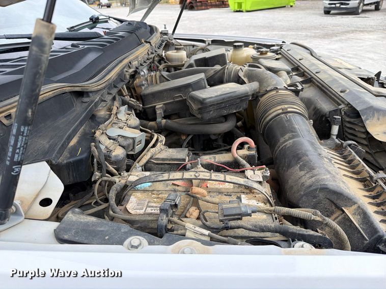 image for item FK5316 2020 Ford F250 Super Duty STX Crew Cab pickup truck